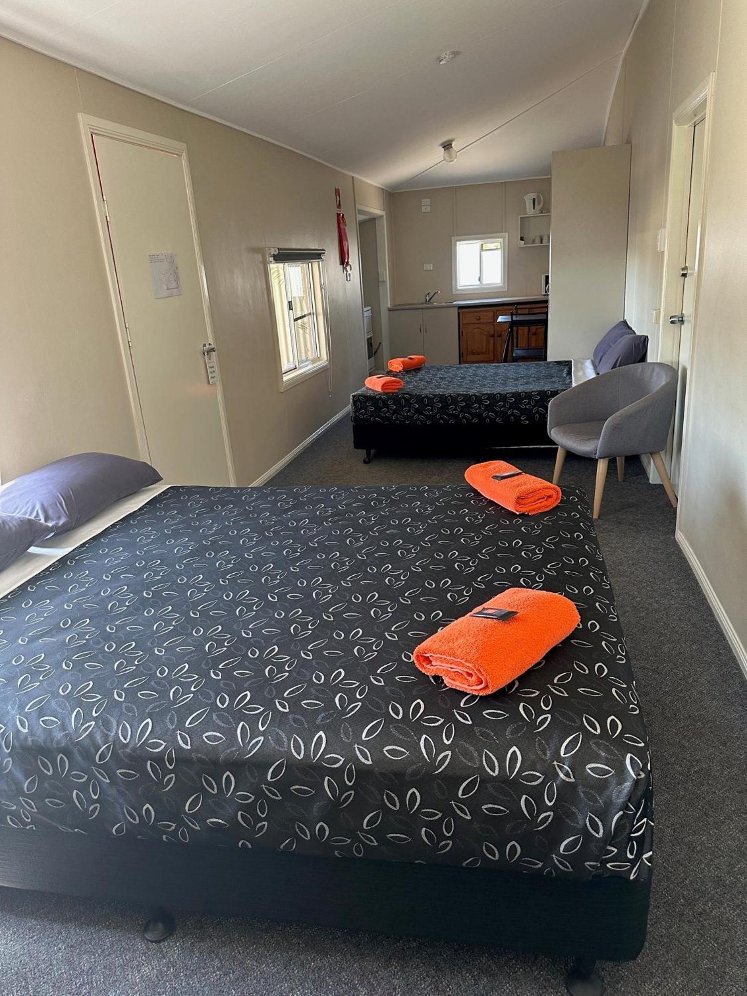 Winton Outback Motel מראה חיצוני תמונה